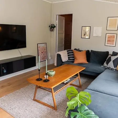 Lite Hus 40 Minutter Unna Bergen